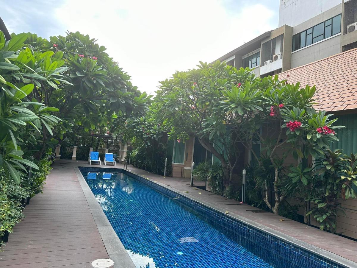 Bbhouse Pattaya Hotel Kültér fotó