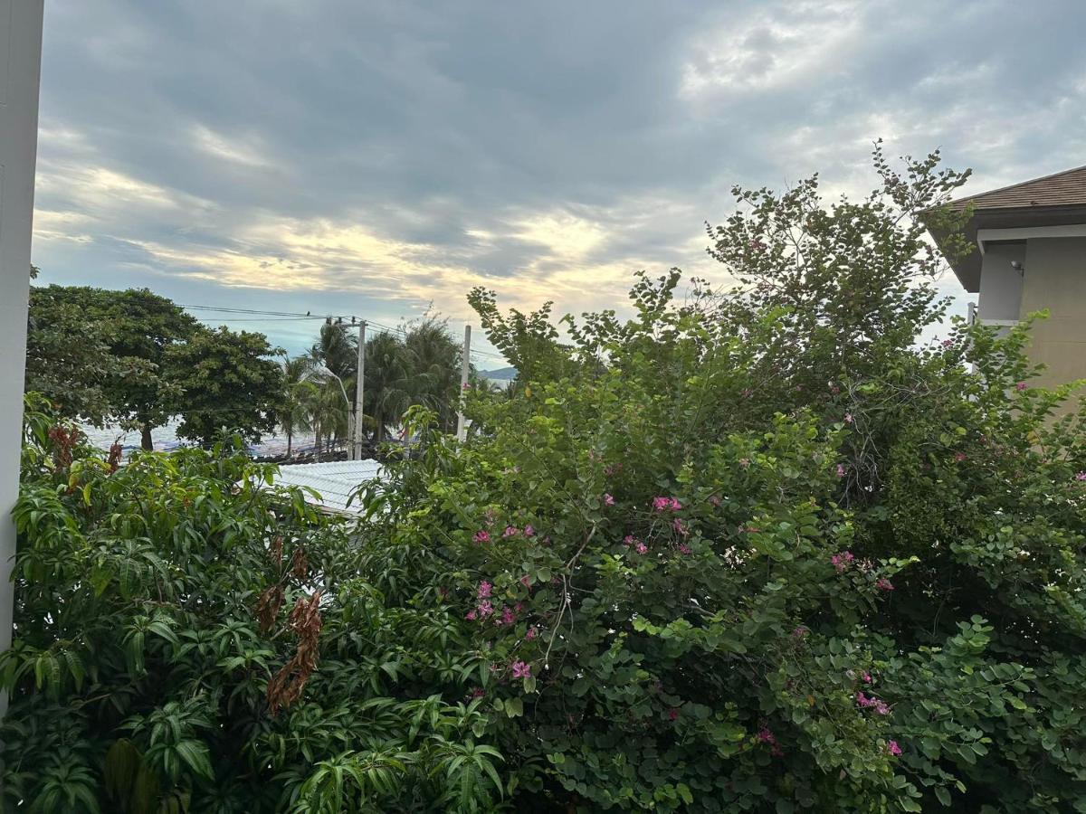 Bbhouse Pattaya Hotel Kültér fotó